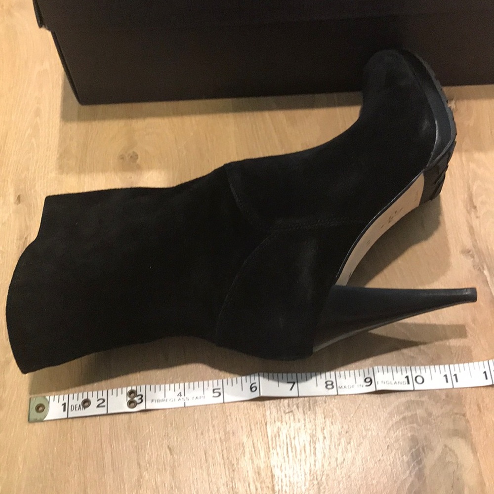 Cole Hann (NikeAir) Suede bootie - Picture 6 of 6